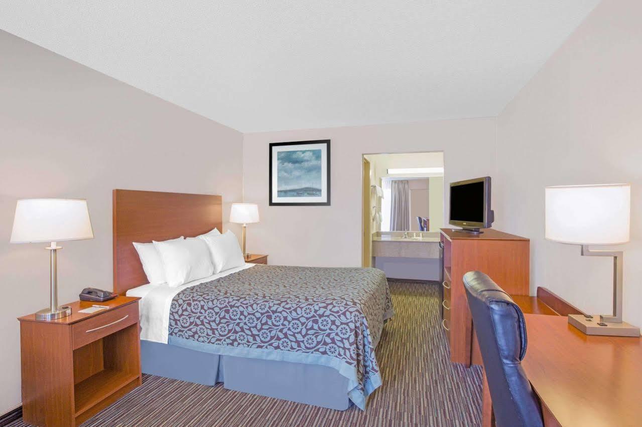 Days Inn By Wyndham Wilmington / University Exteriér fotografie